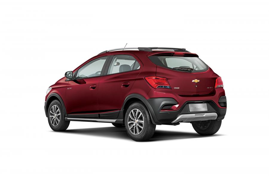  Chevrolet Onix Activ 2016 года  (фото 33 из 44)